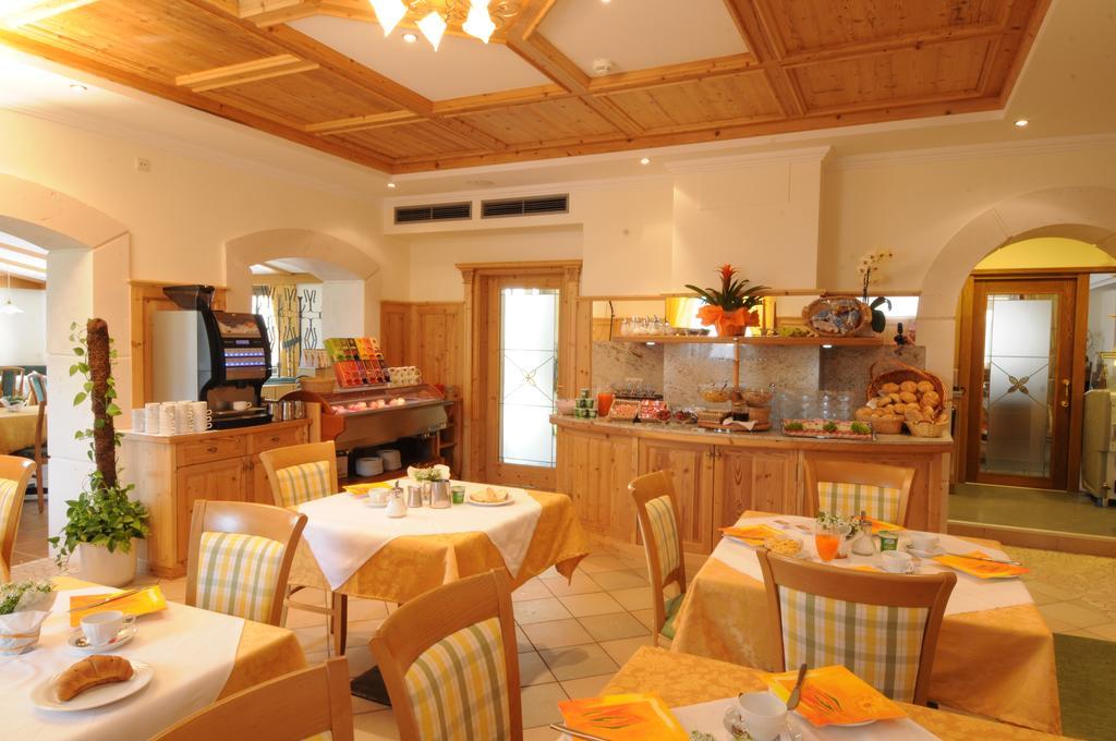 Hotel Stamserhof Andriano Esterno foto